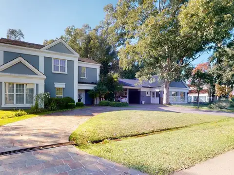 Abril Club de Campo - Casa en Venta - 4 Dormitorios