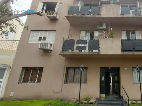 VENTA con FINANCIACION PRIVADA  Departamento 3 ambientes 2do piso en Lomas de Zamora