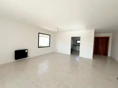 Casa en Alquiler 1 año