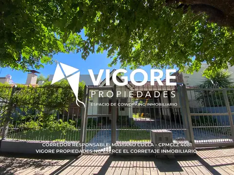 Casa en venta c/ cochera en Burzaco