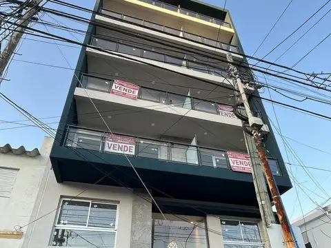 Departamento semipiso a estrenar de 3 ambientes con balcon - Wilde