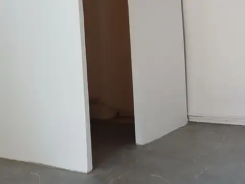 Local en Alquiler 60 años