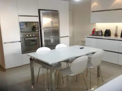Casa en Venta en Martínez Fleming / Panamericana, USD 350.000