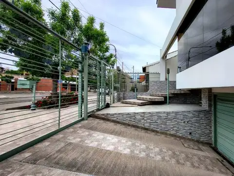 Casa en Venta en Coronel Dorrego, USD 242.000