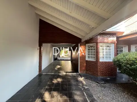 Casa en Alquiler de 3 dormitorios