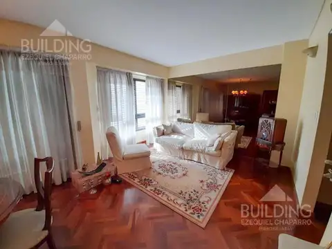 Departamento en Alquiler de 6 ambientes