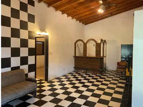 Quinta en Venta con 1 cochera