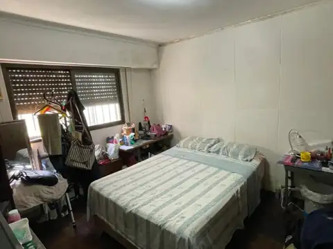 Gobernador Nicacio Oroño 800