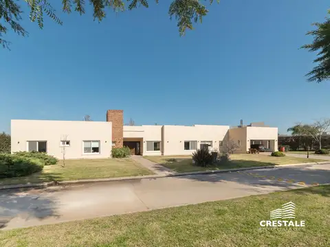 Venta Casa 4 dormitorios San Sebastián Bario privado