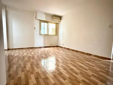 OPORTUNIDAD EN DEVOTO 3 AMB+SUM USD 99K
