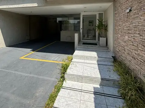 Bonifacini 3800, Piso 6