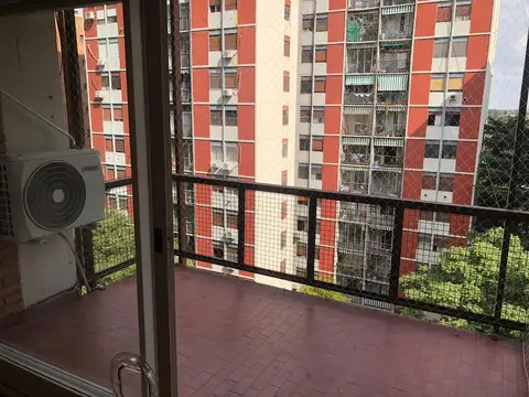 Departamento 4 ambientes con 2 baños