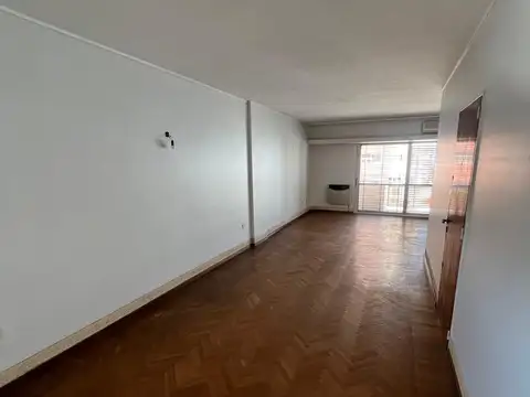 Departamento 6 ambientes con 3 baños