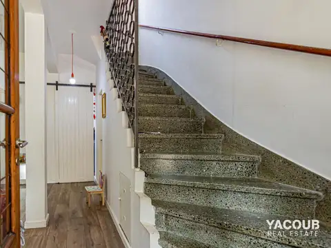 Depto Tipo Casa en Venta de 4 ambientes