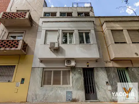 Casa en venta - 2 Dormitorios 3 Baños - 130Mts2 - Villa Crespo