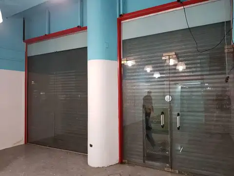 Local en Venta 40 años