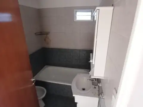 Departamento en Venta en Casanova Oeste, USD 60.000