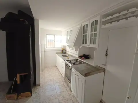 Departamento 3 Ambientes al Frente – Muy Luminoso y Recién Pintado – Excelente se escuchan ofer...