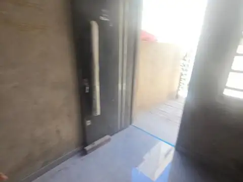 Depto Tipo Casa en Venta en Lanus Este, USD 50.000