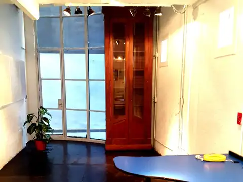 Barrio Histórico-PH Estilo Loft  de 2 ambientes en Balcarce 868 – Arquitectura premiada