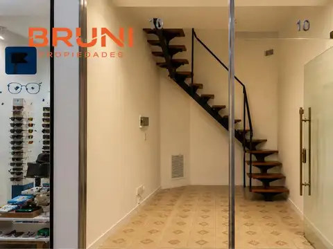 Local en Alquiler en Parque Rivadavia, $ 500.000