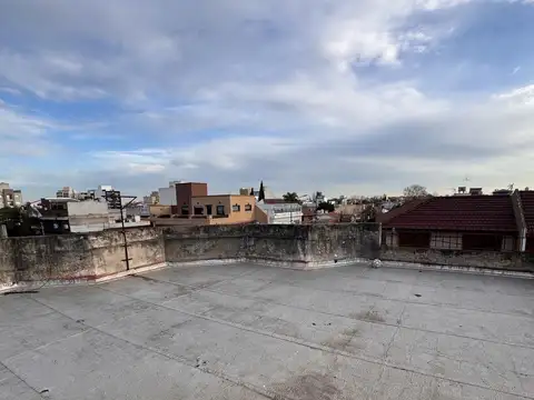Depto Tipo Casa en Venta 50 años