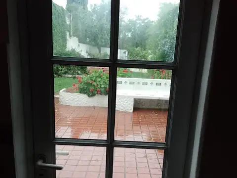CASA EN LUJAN