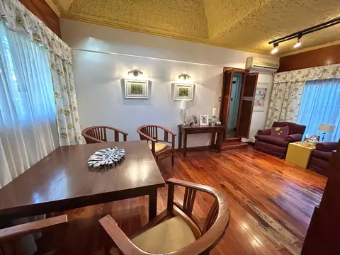 CASA EN VENTA 3 AMBIENTES V. SARMIENTO APTO CREDIT