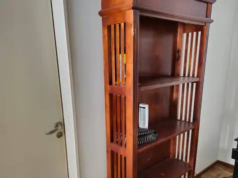 DUEÑO VENDE, excelente ubicación a 2 cuadras de Plaza San Martín - SUIPACHA al 1000, ezq. M.T. de Alvear