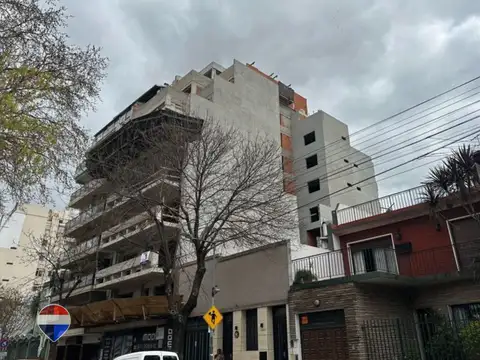 DEPTO 4 AMB. A ESTRENAR CON JARDÍN - V.D.PARQUE