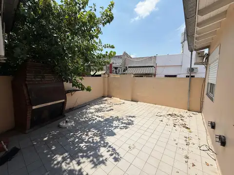 Venta PH 3 Ambientes en Caseros - Con Terraza Propia y Parrilla