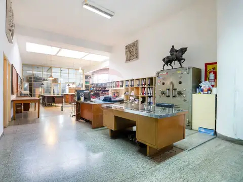 ALQUILER LOCAL COMERCIAL AVENIDA LIBERTADOR CENTRO