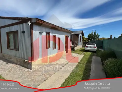 Casa en Venta con 2 cocheras