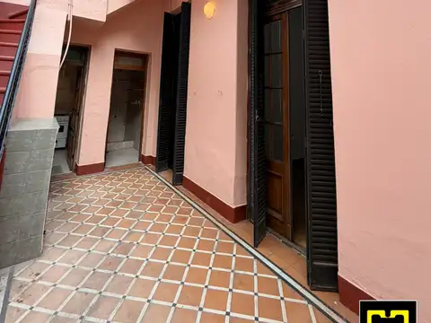Caracas 500, Piso PB