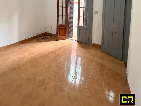 Depto Tipo Casa en Alquiler 75 años