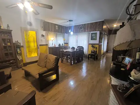 Casa en Venta de 5 dormitorios