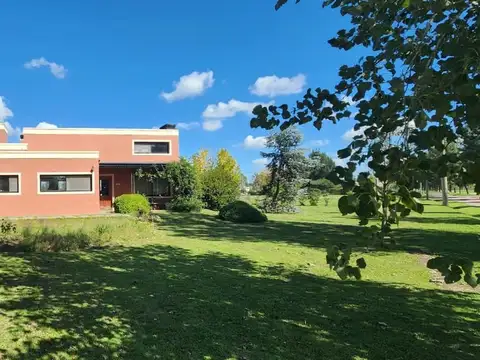 Casa 3 ambientes en Fincas de San vicente