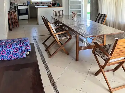 Quinta en Alquiler en Fontezuela, USD 1.050