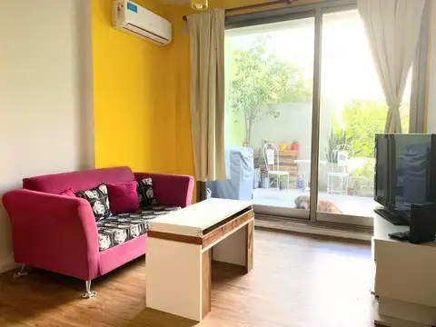 VENTA DE 2 AMB CON PATIO. HERMOSO!!