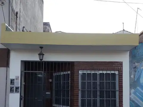 DEPARTAMENTO PLANTA BAJA CON ENTRADA INDEPENDIENTE