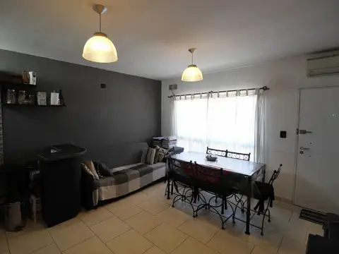 Departamento en Venta en Villa Luzuriaga, USD 69.900