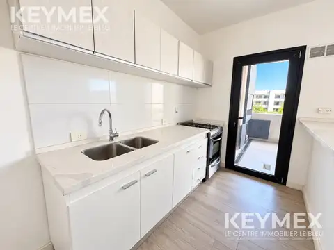 Departamento en Alquiler con 2 cocheras