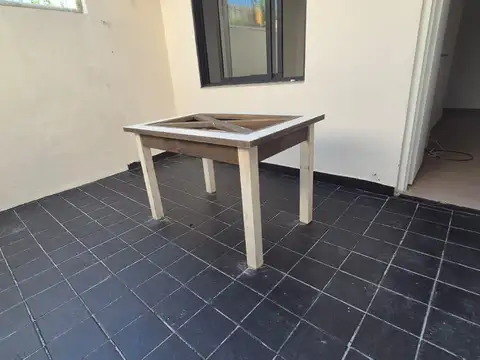 Depto Tipo Casa 2 ambientes con 1 baño