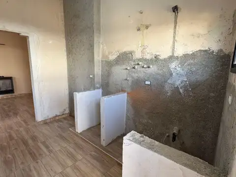 VENTA CASA CARLOS PAZ 3 DORM PATIO APTA CREDITO