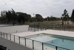 Áreas comunes sum, piscina en el Barrio cerrado, Capri residencias