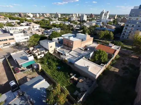 Terreno en Venta 50  mts Fondo