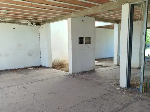 Casa 3 ambientes con 1 baño