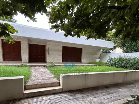 Casa en Venta en Colonia Caroya, USD 198.000