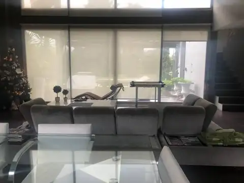 Casa en Venta en St. Mathews Village, USD 445.000