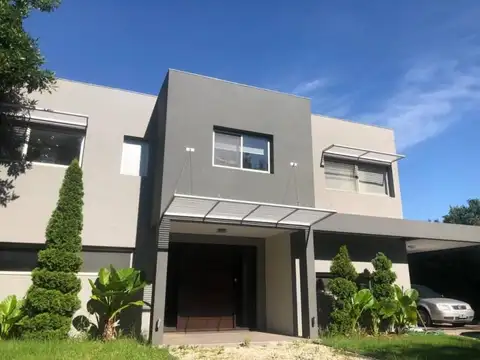 Casa  en Venta ubicado en St. Mathews Village, Pilar, G.B.A. Zona Norte - BUN0301_LP431650_1